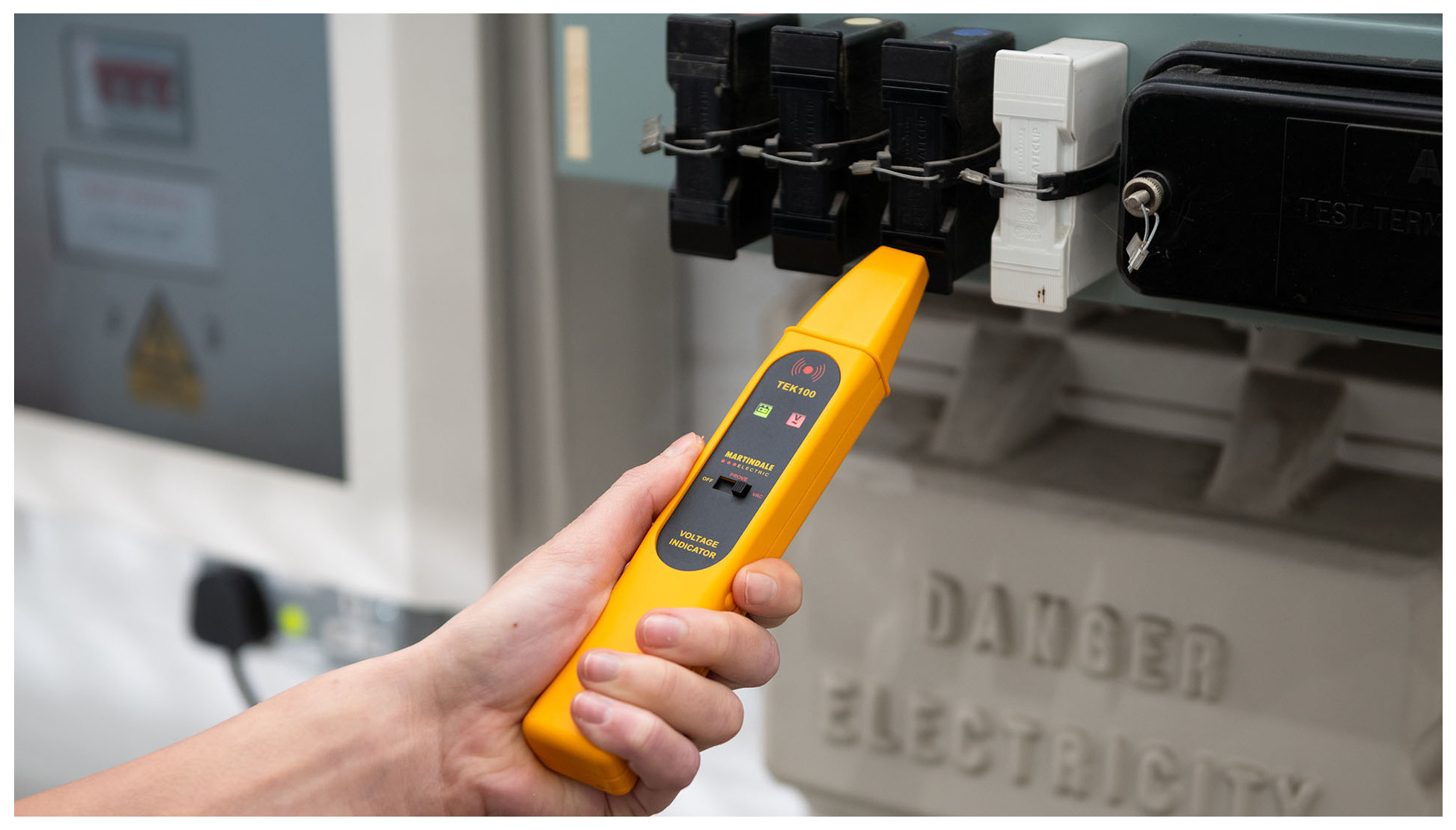 Voltage Detector Non Contact